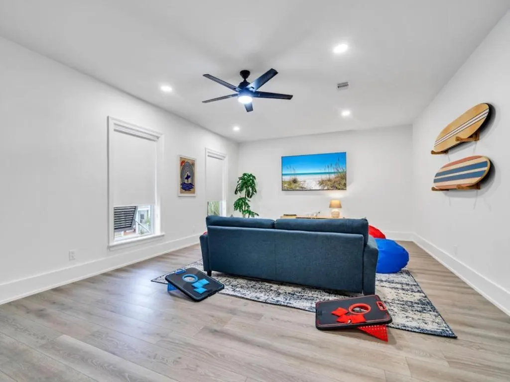 Sea-N-Double With Private Pool And Carriage House Villa Destin