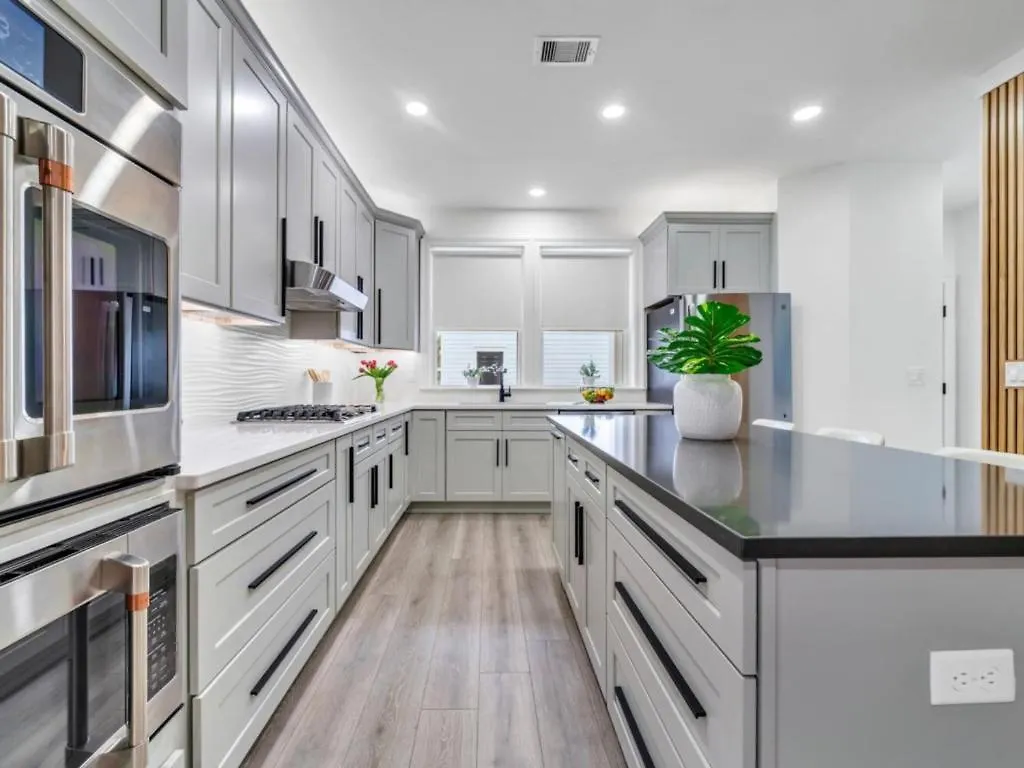 Vila Sea-N-Double With Private Pool And Carriage House Destin USA